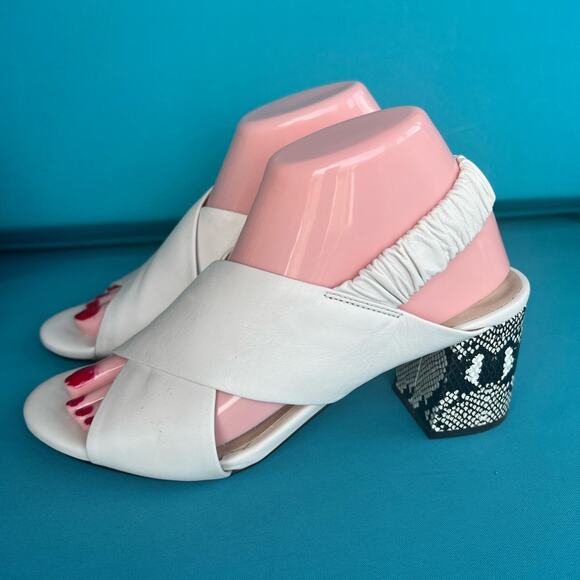 Cole Haan Grand Series Anastasia City White Criss Cross Snake Skin Heels 8B - Picture 3 of 7